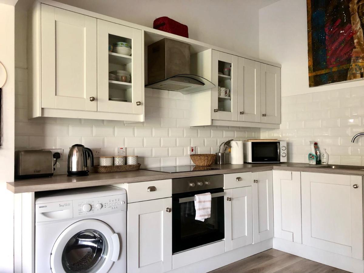 Ballygally Seaview And Garden Hideaway Extérieur photo