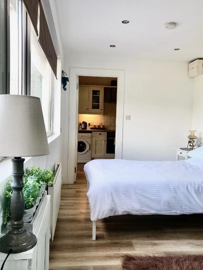 Ballygally Seaview And Garden Hideaway Extérieur photo
